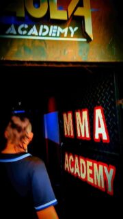 Thiago Jefe de Seguridad sector Jaula #MMA en evento #kickboxing neutralizando a los rusos.